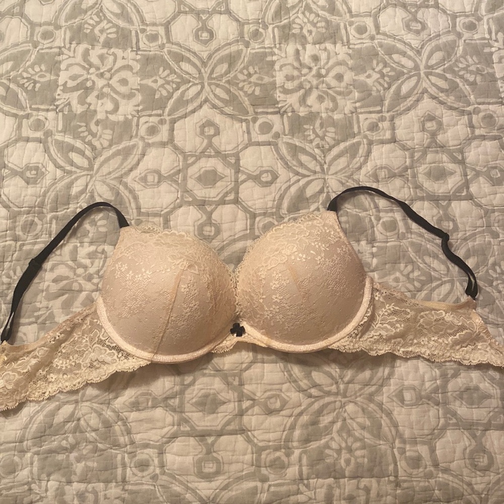 Victoria’s Secret 36D dream angels push-up